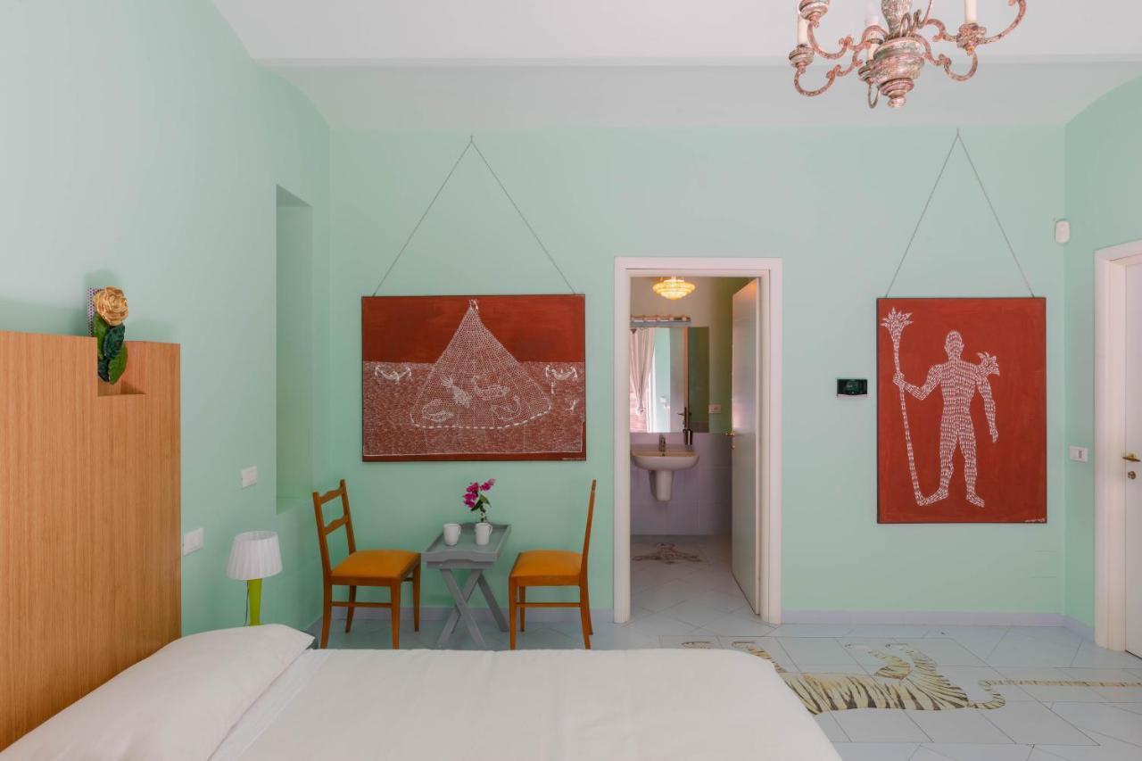 Pensión Tarshito Gallery House Roma